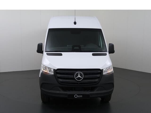 Mercedes-Benz eSprinter 414 L3 Pro 81kWh Mercedes-Benz eSprinter 414 GB L3 RWD PRO