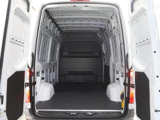 Mercedes-Benz eSprinter 414 GB L2 RWD PRO