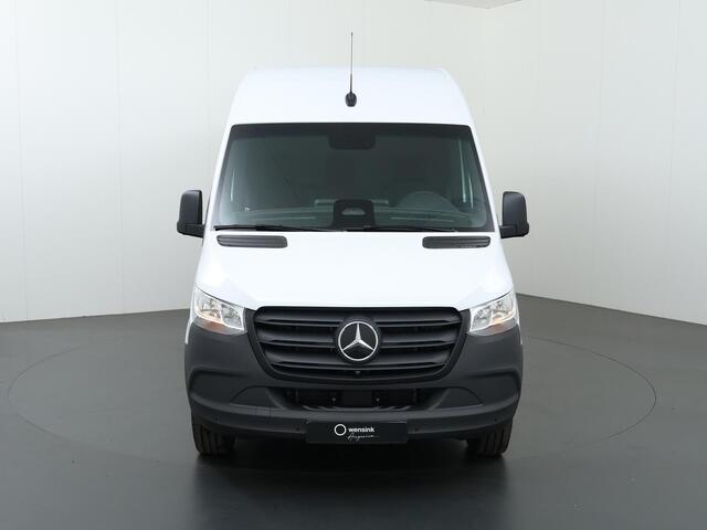 Mercedes-Benz eSprinter 414 L3 H2 PRO 113 kWh 4 ton GVW 4250 kg | 3 zits | Achteruitrijcamera | Trekhaak | Stoelverwarming | Cruise Control | Climate Control |