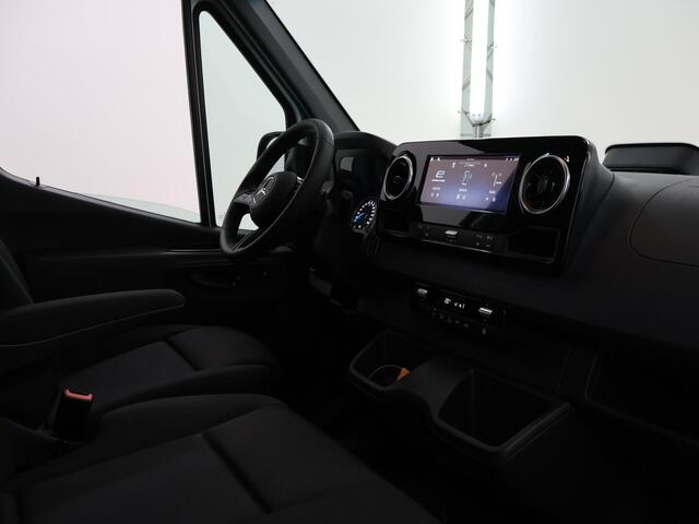 Mercedes-Benz eSprinter 314 GB L2 RWD PRO | 3 zits | Trekhaak | Stoelverwarming | Achteruitrijcamera |