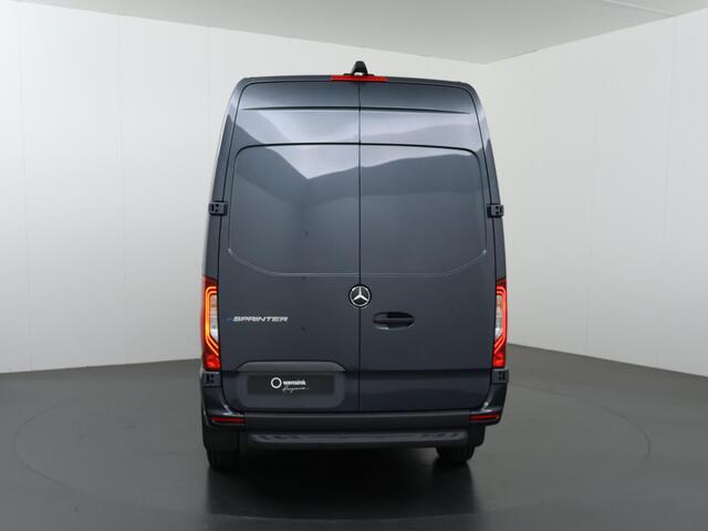 Mercedes-Benz eSprinter 314 L2 SEELCT 81kWh | DC laden 115 kW | Dubbele Schuifdeur | 3 zits | Stoelverwarming | Climate Control |