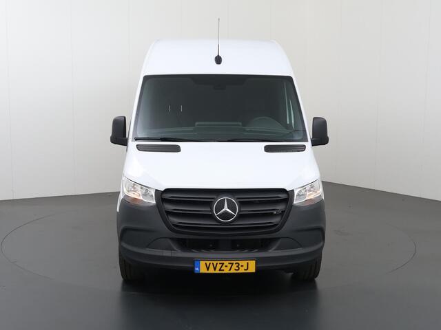 Mercedes-Benz eSprinter | L2 H2 | 55 kWh | STOELVERWARMING | AIRCO | DAB+ RADIO | COMPLETE LAADRUIMTE BETIMMERING | OPSTAP TOT LAADRUIMTE | STOEL - STOEL | COMFORT |