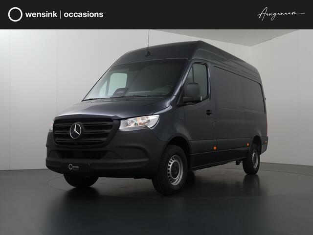Mercedes-Benz eSprinter 414 GB L2 H2 PRO | 81 kWh | 4250 GVW | Smartphone integratie pakket | 2000 KG Trekhaak | Cruise-Controle | MBUX | Achteruitrijcamera | DC laden 115 kW |