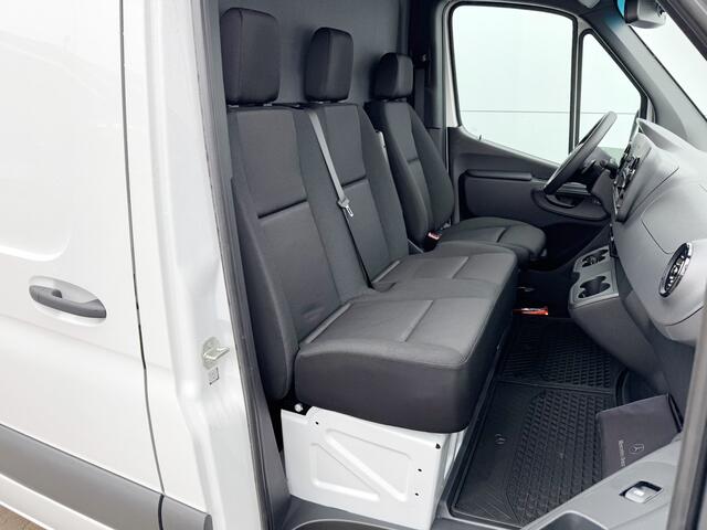 Mercedes-Benz eSprinter 112 L2H2 100% Elektrisch 55kWh 168km WLTP 80kw Snelladen Climate Control Camera Stoelverwarming