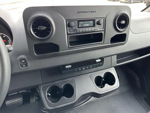 Mercedes-Benz eSprinter L2H2 Snelladen Camera Airco 41kWh