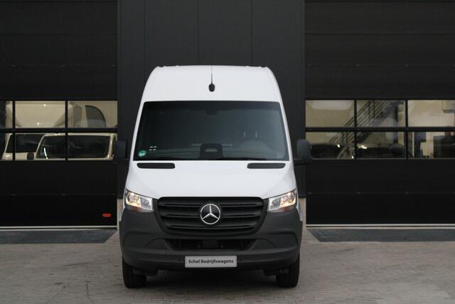 Mercedes-Benz eSprinter 314 L2H2 Pro 56kWh - Carplay - Camera - Betimmering - Cruise - Blind Spot - Rijklaar