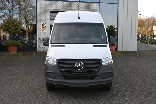 Mercedes-Benz eSprinter 314/414 L3H2 450 km Reikwijdte WLTP Pro 113kWh DC laden 115 kW, 270 graden achterdeuren, Etc.