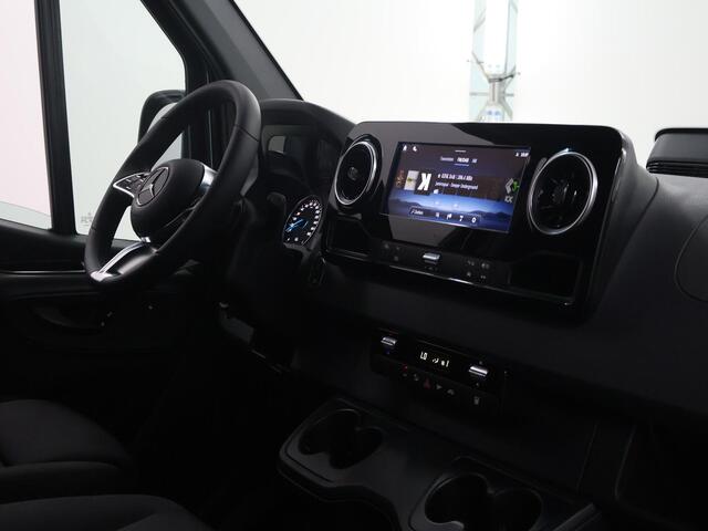 Mercedes-Benz eSprinter 314 L2 H2 Select 81kWh | DC laden 115 kW | Dubbele Schuifdeur | Stoelverwarming | Climate Control | Smartphone integratie pakket | Distronic | Led Verlichting |