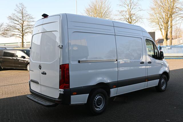 Mercedes-Benz eSprinter 314 L2H2 Pro 81kWh DC opladen 115 kW, Betimmering laadruimte, Etc.