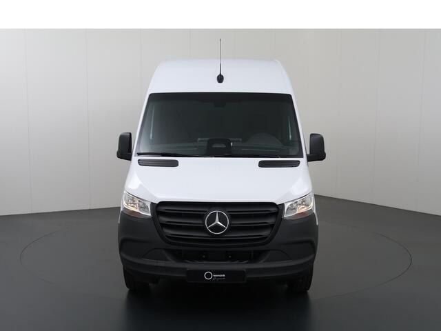Mercedes-Benz eSprinter 314 L2 H2 PRO | 81kWh | 100% elektrisch | 2000kg Trekhaak | 115Kw/u DC Snelladen | Smartphone integratie pakket | Carplay | Camera | Comfort bestuurdersstoel |