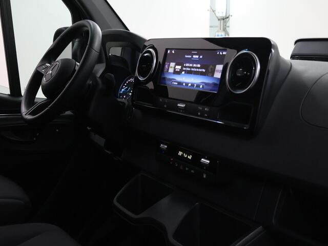 Mercedes-Benz eSprinter 314 | 81 KWH | L2 H2 | PRO | 292 KM RANGE | TREKHAAK 2000KG. | STOELVERWARMING | ELK. STANDVERWARMING | PARKEERCAMERA | CERTIFIED