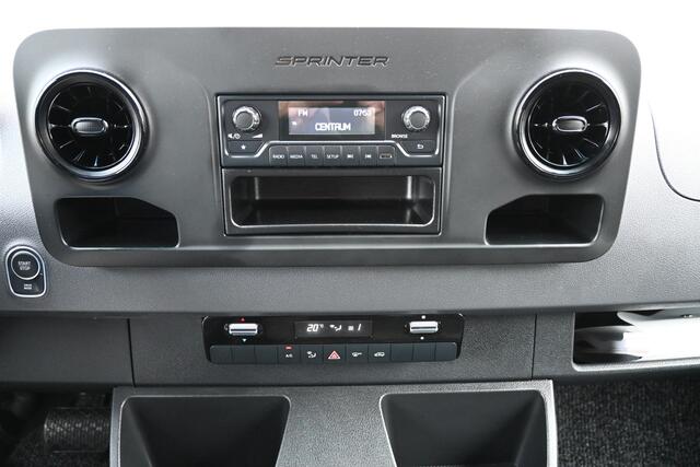 Mercedes-Benz eSprinter 312 L2H2 FWD 56 kWh Camera, Stoelverwarming