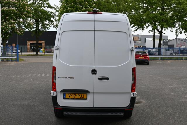 Mercedes-Benz eSprinter 312 L2H2 FWD 56 kWh Camera, Stoelverwarming