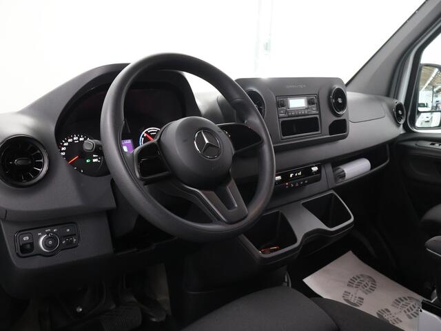 Mercedes-Benz eSprinter L2 H2 55 kWh