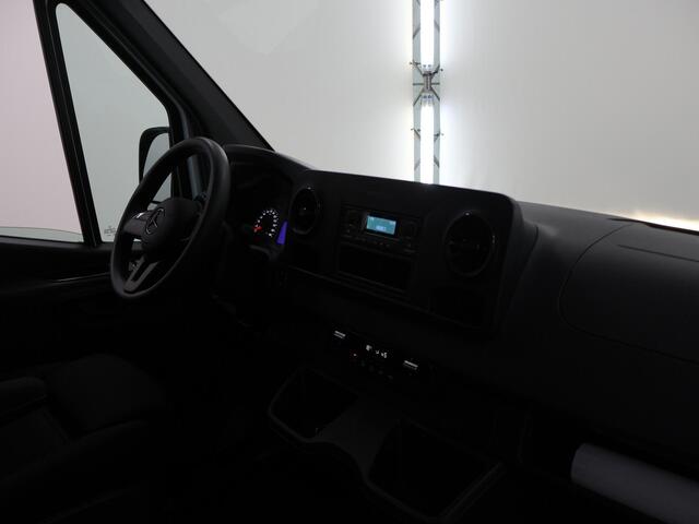 Mercedes-Benz eSprinter L2 H2 55 kWh