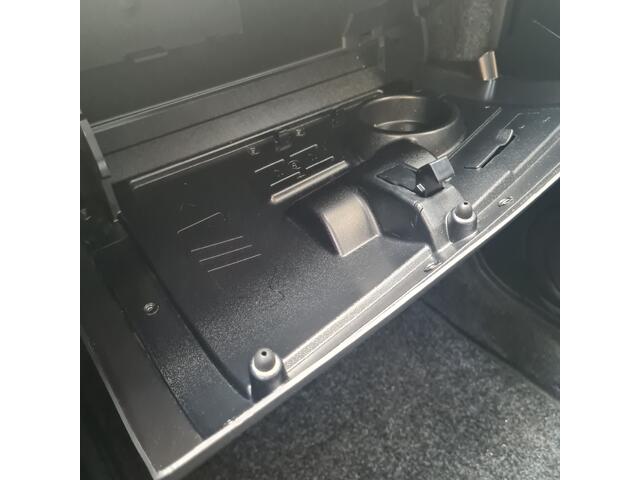 Microcar M.GO 6 X COLORPACK RED + AIRCONDITIONING