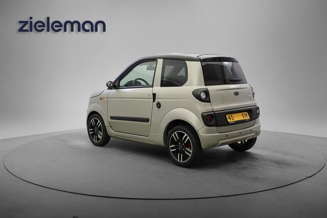 Microcar M.GO dCi Champagne - 2022 - 3.087 Km - Airco, Stuurbekrachtiging