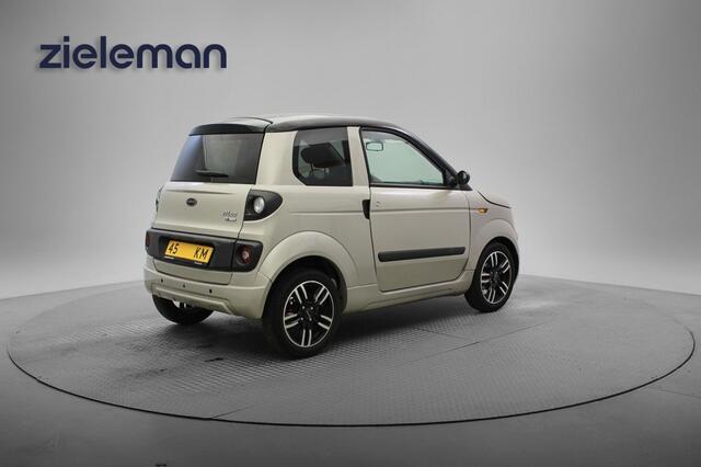 Microcar M.GO dCi Champagne - 2022 - 3.087 Km - Airco, Stuurbekrachtiging