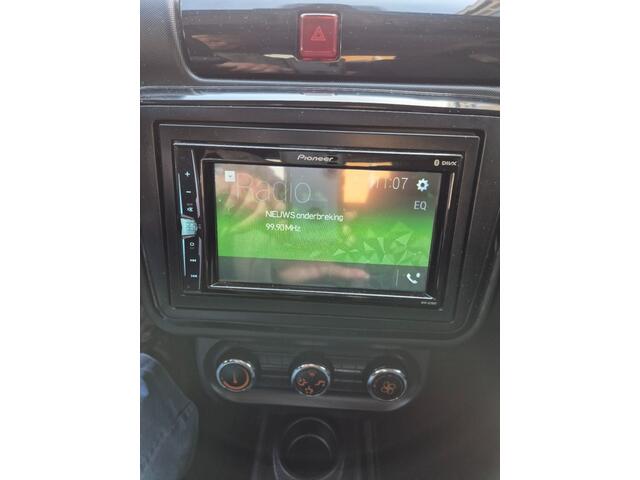 Microcar M.GO 6 X COLORPACK RED + AIRCONDITIONING