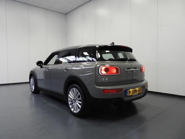 Mini CLUBMAN Mini 1.5 One Salt NAVI/CLIMA/PDC/17"LMV!