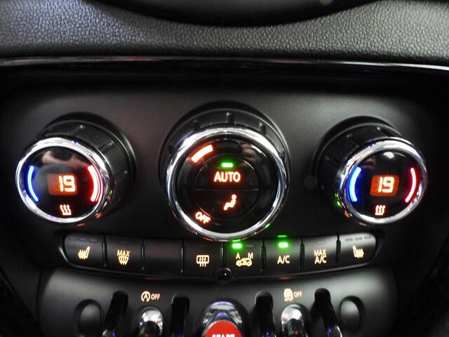 Mini CLUBMAN Mini 1.5 One Salt NAVI/CLIMA/PDC/17"LMV!