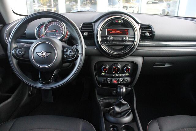 Mini CLUBMAN Mini 1.5 102PK ONE PEPPER BUSINESS | STOEL VERWARMING | CRUISE CONTROL | BLUETOOTH AUDIO | CLIMATE CONTROL | LICHTEMATEL VELGEN 17" | PARKEERSENSOREN ACHTER |