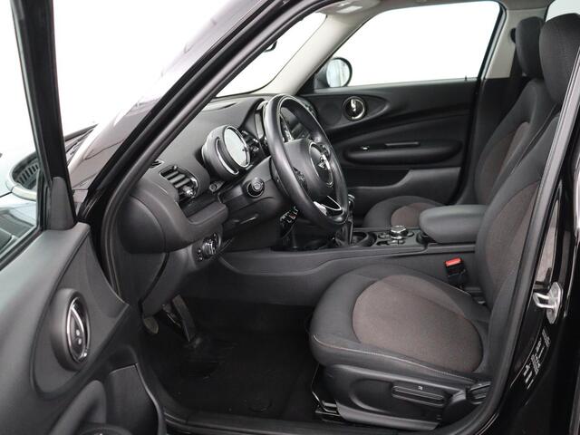 Mini CLUBMAN 1.5 One Salt Business | Panoramadak | Navigatie | Climate control | Bluetooth | Cruise control | Parkeerhulp | Verwarmde voorruit