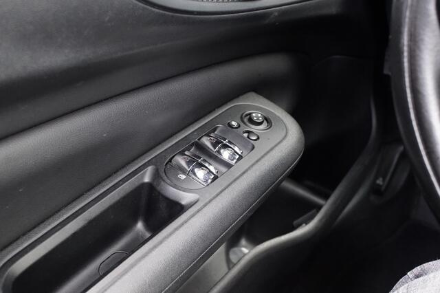 Mini CLUBMAN Mini 1.5 One Bns Ed. | Pano | Lederen stoelen | Stoelverwarming | Cru