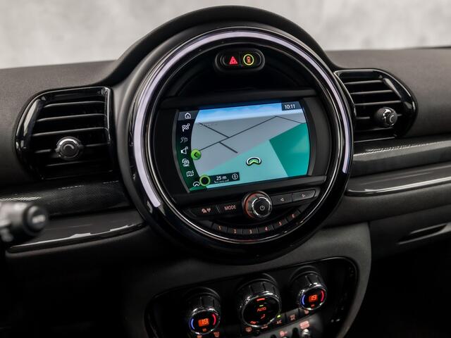 Mini CLUBMAN 1.5 One Sport Automaat (FACELIFT, NAVIGATIE, DEALER ONDERHOUDEN, CLIMATE, STOELVERWARMING, LEDER, SPORTSTOELEN, GETINT GLAS, LED KOPLAMPEN, NIEUWSTAAT)