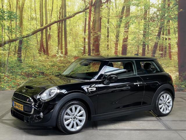 Mini COOPER 2.0 Cooper SD Chili Serious Business 170 PK Leder Sportstoelen Navi PDC LED 17 Inch