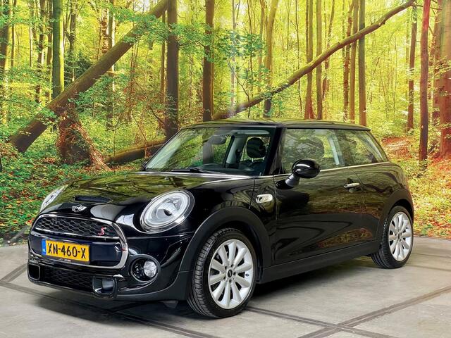 Mini COOPER 2.0 Cooper SD Chili Serious Business 170 PK Leder Sportstoelen Navi PDC LED 17 Inch