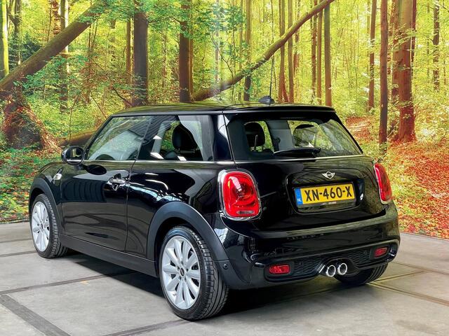 Mini COOPER 2.0 Cooper SD Chili Serious Business 170 PK Leder Sportstoelen Navi PDC LED 17 Inch
