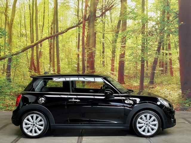 Mini COOPER 2.0 Cooper SD Chili Serious Business 170 PK Leder Sportstoelen Navi PDC LED 17 Inch