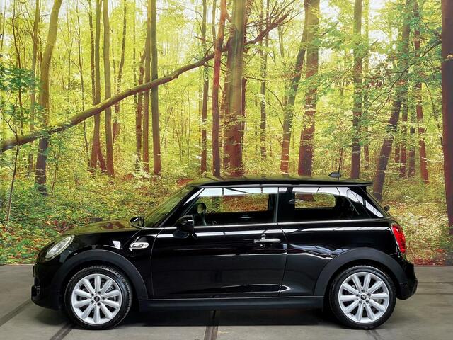 Mini COOPER Mini 2.0 SD Chili Serious Business 170 PK Leder Sportstoelen Navi PDC LED 17 Inch