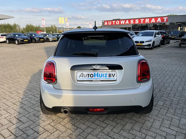 Mini COOPER Mini 1.5 LED 18 inch Navi Plus DAB PDC Facelift