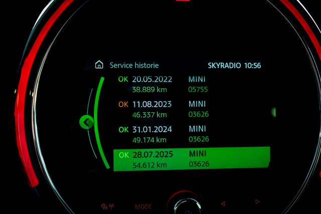 Mini COOPER Mini 1.5 136 PK Pepper AUTOMAAT 5 DRS RIJKLAAR INCL;GARANTIE 1 e EIGN , Ned Auto | Britch Racing Green | Navi | Clima | 17 INCH ZWART |
