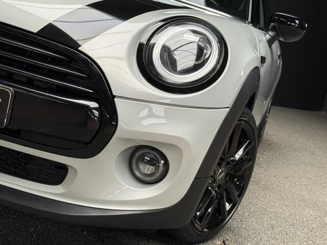 Mini COOPER 1.5 136 pk Led/pdc/17 inch/stoelverwarming/apple carplay/all wheater banden