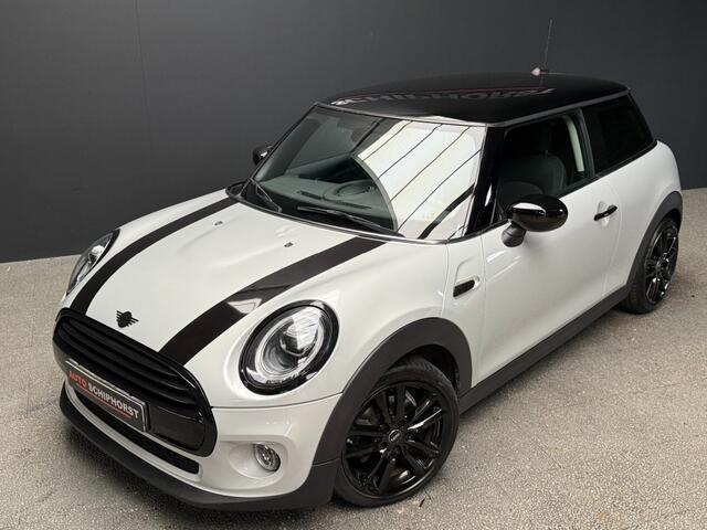 Mini COOPER 1.5 136 pk Led/pdc/17 inch/stoelverwarming/apple carplay/all wheater banden