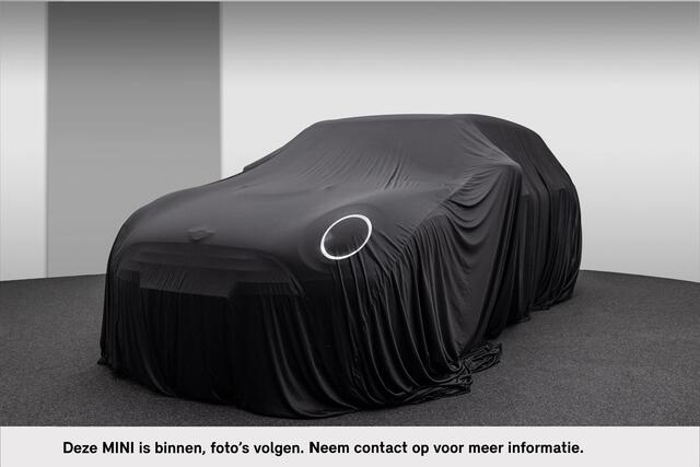 Mini COOPER 5-deurs | Stuur- en stoelverwarming | Sportstoelen | Comfort Plus Pakket | Parkeersensoren | Navigatiesysteem