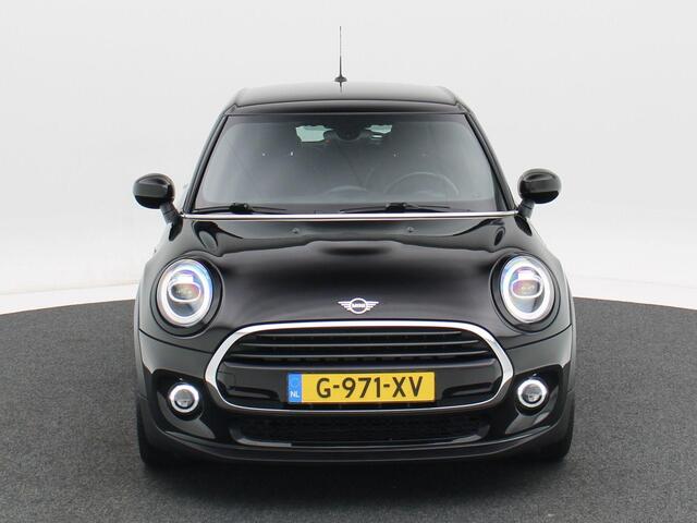 Mini COOPER Yours 1.5 136 Pk Automaat | Leder | 18 Inch | LED | Sensoren | Privacy Glass | Navigatiesysteem | 73.337 Km!!