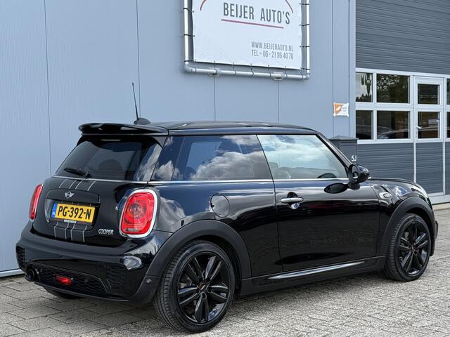 Mini COOPER Mini 1.5 Chili Serious Business JCW Pakket/Navigatie.