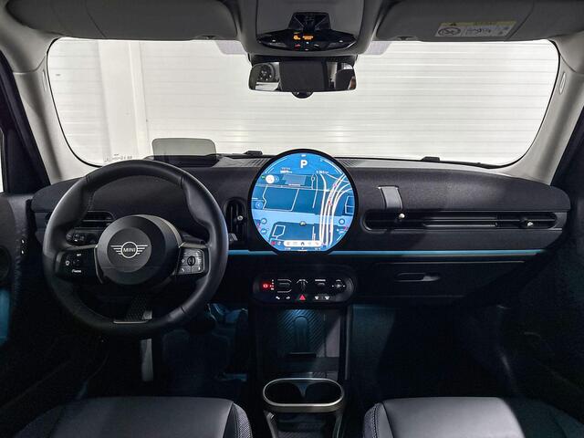 Mini COOPER 5-deurs 1.5 C Classic | Stoelverwarming | Achteruitrijcamera | Head-Up Display