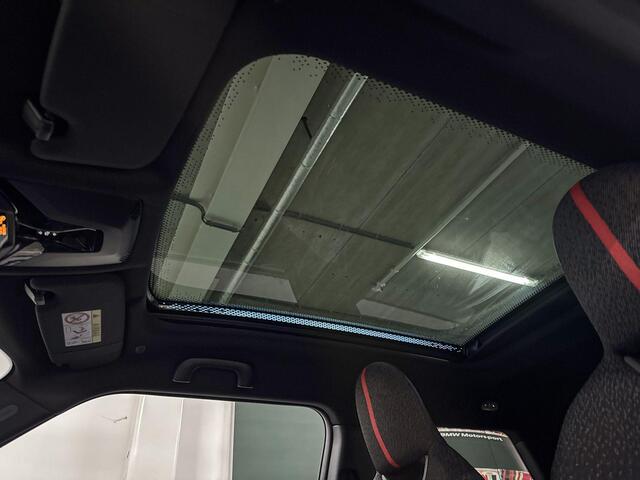 Mini COOPER E | John Cooper Works Uitvoering | Pakket L | 18" JCW Lap Spoke 2-tone