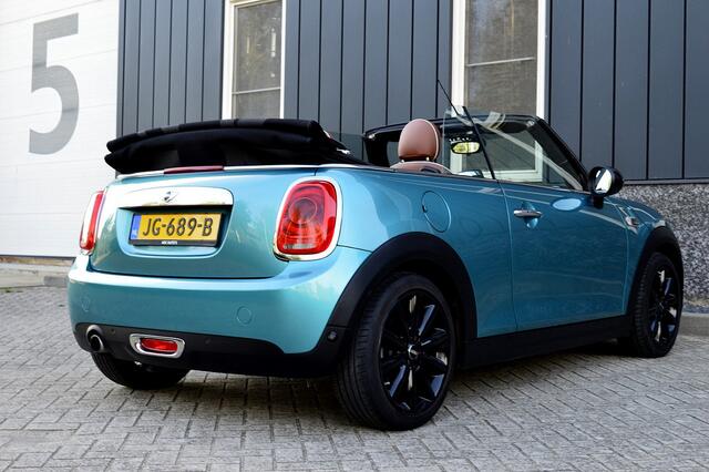 Mini COOPER Mini Cabrio 1.5 Chili Serious Business Rijklaarprijs-Garantie Leder Interieur Led Navigatie Airco Stoelverwarming