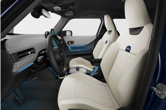 Mini COOPER 5-deurs C Favoured L | 18"LM Night Flash Spoke 2-tone