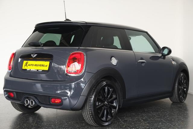 Mini COOPER Mini 2.0 SD / LED / Aut / Navi / Bi-Xenon / Cruisecontrol