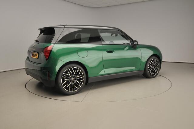 Mini COOPER E Favoured M 40.7 kWh