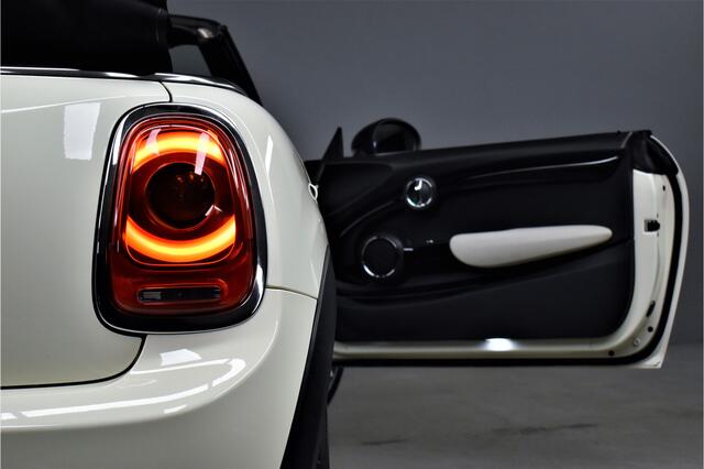 Mini COOPER Mini Cabrio 1.5 136pk Navi/Led/Leer/Sportstoelen/Stoelverw./Pdc/Lmv''