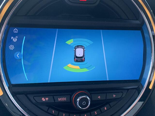 Mini COOPER Mini 1.5 60 Years Edition NAVIGATIE | PANORAMADAK | LEDEREN BEKLEDING | PARKEERSENSOREN VOOR-EN ACHTER