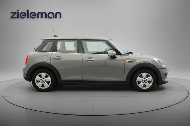 Mini COOPER 1.5D Business One - Navi